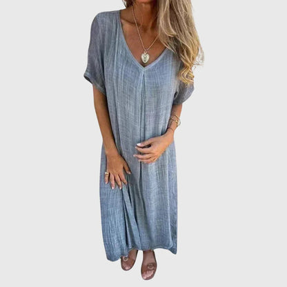 Clara | Elegant and Lightweight V-Neck Dress